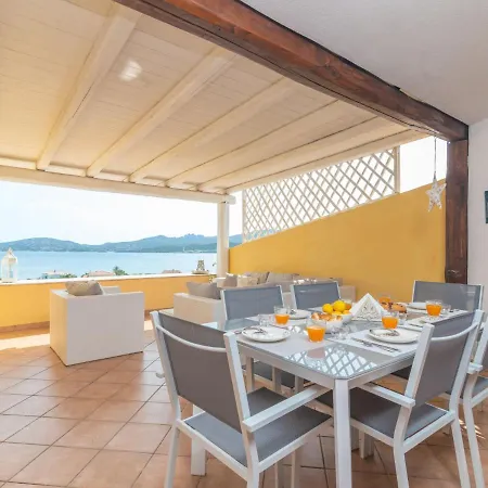 Le Bijou By Interhome Cannigione